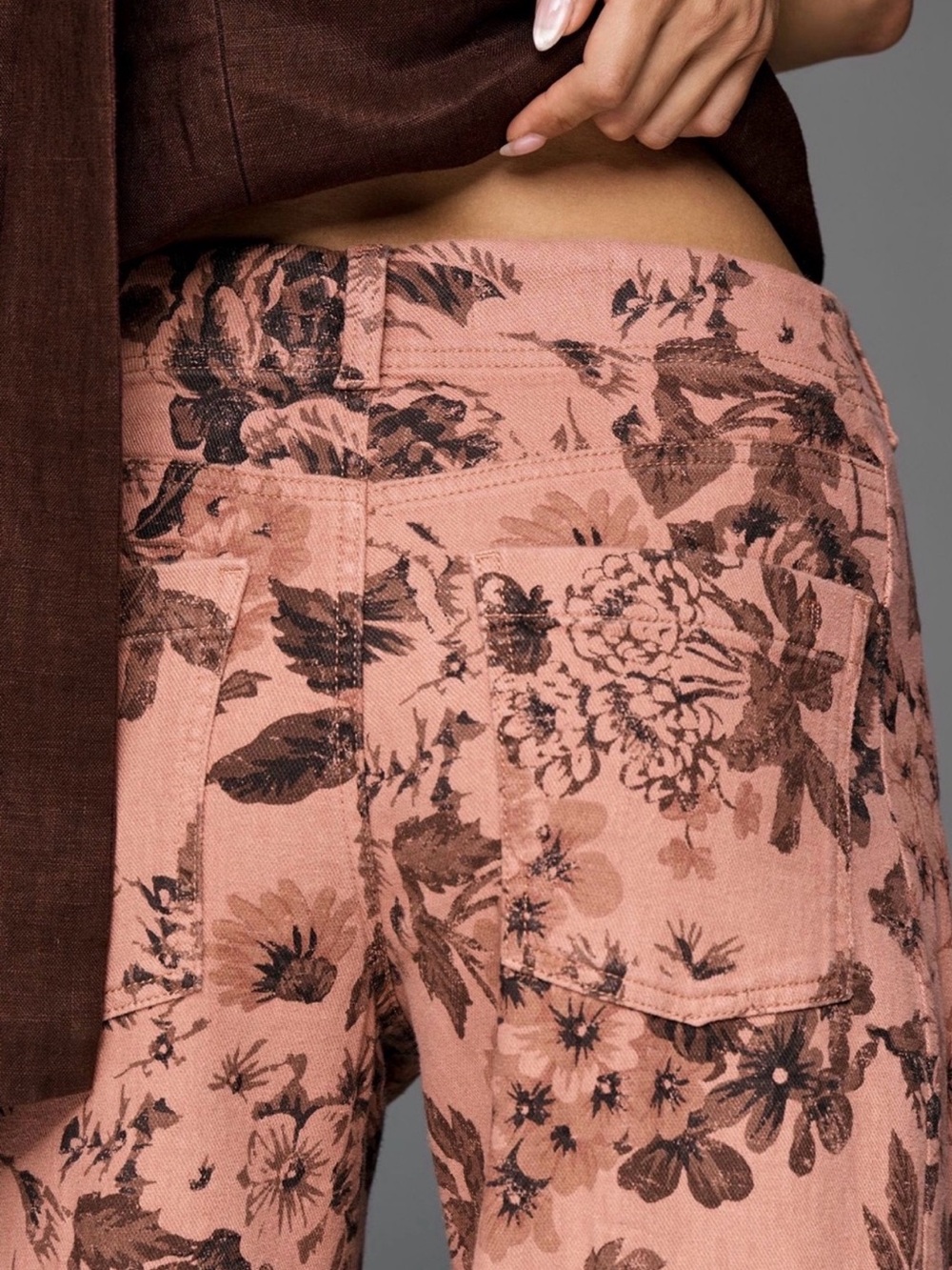 Anthropologie Pilcro Adi Mid-Rise Clean-Hem Flare Pants — Pink Floral | Size 27 - Picture 5 of 8